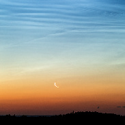 <font class="tempImageTitleThumbText">NLC+Comet+Moon</font><br>Alan C Tough<br>Jul 20 11:42am<br>Elgin, Moray, Scotland