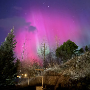 <font class="tempImageTitleThumbText">Colorful Auroras</font><br>Björgvin Kristinsson<br>Feb 23 9:02am<br>Borgarnes - Iceland