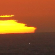 <font class="tempImageTitleThumbText">Sunspot 2158 & Green Flash</font><br>Brian Gold<br>Sep 25 8:16pm<br>Marina Del Rey, CA, USA