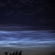 <font class="tempImageTitleThumbText">Noctilucent Cloud</font><br>Derek Mellott<br>Jul 20 6:52am<br>Gibbons Alberta