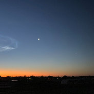 <font class="tempImageTitleThumbText">NOCTILUCENT CLOUDS AFTER ROCKET LAUNCH</font><br>Eduardo Baldaci<br>Apr 5 5:12pm<br>TITUSVILLE.FL 