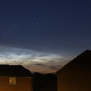 <font class="tempImageTitleThumbText">Noctilucent Cloud</font><br>George Anderson<br>Jul 19 3:21pm<br>Wokingham, England, UK