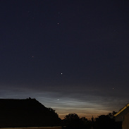 <font class="tempImageTitleThumbText">Noctilucent Cloud</font><br>George Anderson<br>Jul 15 7:54pm<br>Wokingham, England, UK