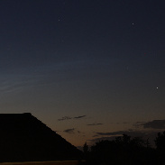 <font class="tempImageTitleThumbText">Noctilucent Cloud</font><br>George Anderson<br>Jun 26 10:50pm<br>Wokingham, England, UK