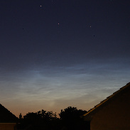 <font class="tempImageTitleThumbText">Noctilucent Cloud</font><br>George Anderson<br>Jun 26 11:05pm<br>Wokingham, England, UK