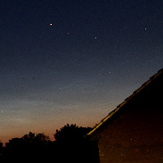 <font class="tempImageTitleThumbText">Noctilucent Cloud</font><br>George Anderson<br>Jun 13 12:31pm<br>Wokingham, England, UK