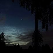 <font class="tempImageTitleThumbText">NLCs</font><br>Gunnar Lysell<br>Jul 19 6:21pm<br>Seen in Trosa Sweden. N 58.9 E 