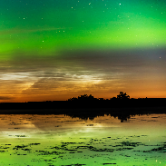 <font class="tempImageTitleThumbText">Aurora And NLCs</font><br>Harlan Thomas<br>Jul 10 2:22am<br>80 km Northeast of Calgary, Alb