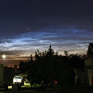 <font class="tempImageTitleThumbText">Noctilucent Clouds</font><br>Keven Lapp<br>Jun 24 6:57am<br>Edmonton, Alberta