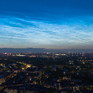 <font class="tempImageTitleThumbText">Bright Noctilucent Clouds Over Berlin</font><br>Laura Kranich<br>Jun 24 2:36am<br>Berlin, Germany 