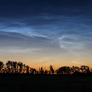 <font class="tempImageTitleThumbText">Noctilucent Clouds</font><br>Leo de Groot<br>Jun 23 4:56am<br>Southeast of Bentley, Alberta, 
