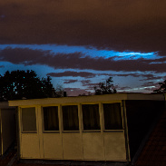 <font class="tempImageTitleThumbText">NLCs Between The Clouds</font><br>Leon van den Oetelaar<br>Jul 6 5:56pm<br>Haarlem, The Netherlands