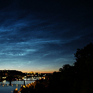 <font class="tempImageTitleThumbText">NLC, 1956-2130 UTC</font><br>Martin Setvak<br>Jul 5 11:22pm<br>Prague - Vyšehrad, Czechia