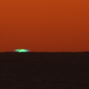 <font class="tempImageTitleThumbText">Green Flash</font><br>Mike Kelly<br>Dec 29 4:55am<br>Arcata, California