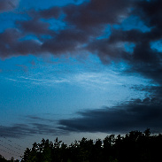 <font class="tempImageTitleThumbText">Noctilucent Clouds</font><br>Pentti Arpalahti<br>Jun 6 12:49am<br>Helsinki, Finland
