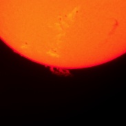 <font class="tempImageTitleThumbText">Solar Prominence And Sunspots </font><br>Robert Pusey <br>Apr 16 11:39am<br>London uk.