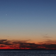 <font class="tempImageTitleThumbText">Venus, Mercury And The Moon</font><br>Stephen Gagnon<br>Mar 19 1:51am<br>Huntington Beach, Newport News,