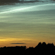 <font class="tempImageTitleThumbText">Noctilucent Clouds</font><br>Steve Brown<br>Jul 11 12:48pm<br>North Yorkshire, UK