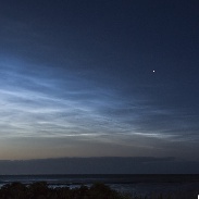 <font class="tempImageTitleThumbText">Noctilucent Clouds</font><br>Valther Jørgensen<br>Jul 3 2:08am<br>Djurslands nordkyst Danmark